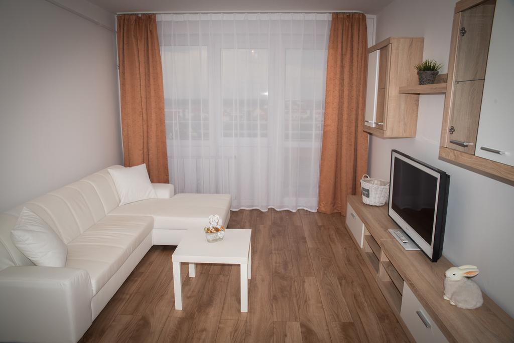 Anna Apartman ジュール エクステリア 写真