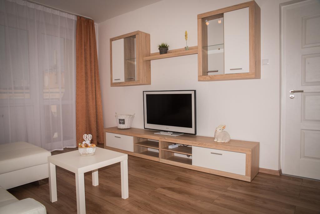 Anna Apartman ジュール エクステリア 写真